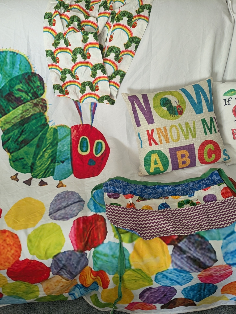The Very Hungry Caterpillar 5-piece Teachers Decor And Accessories